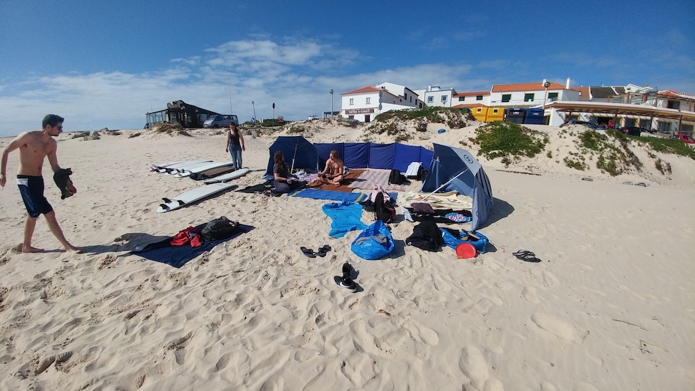 Peniche Surf Lodge - Hostel