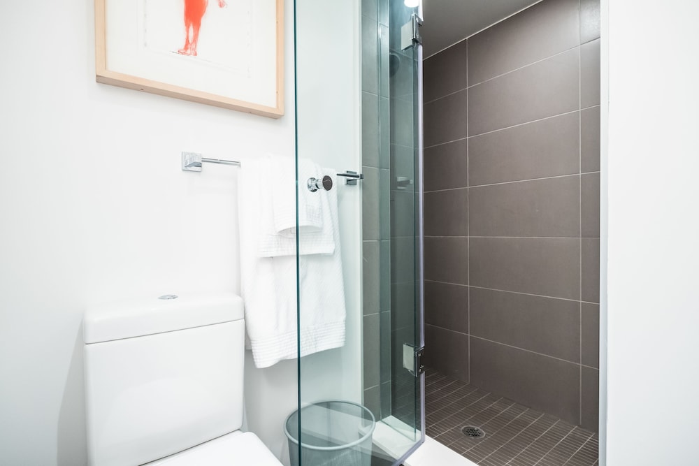 QuickStay - Luxury Executive in Yorkville (Yonge & Bloor)
