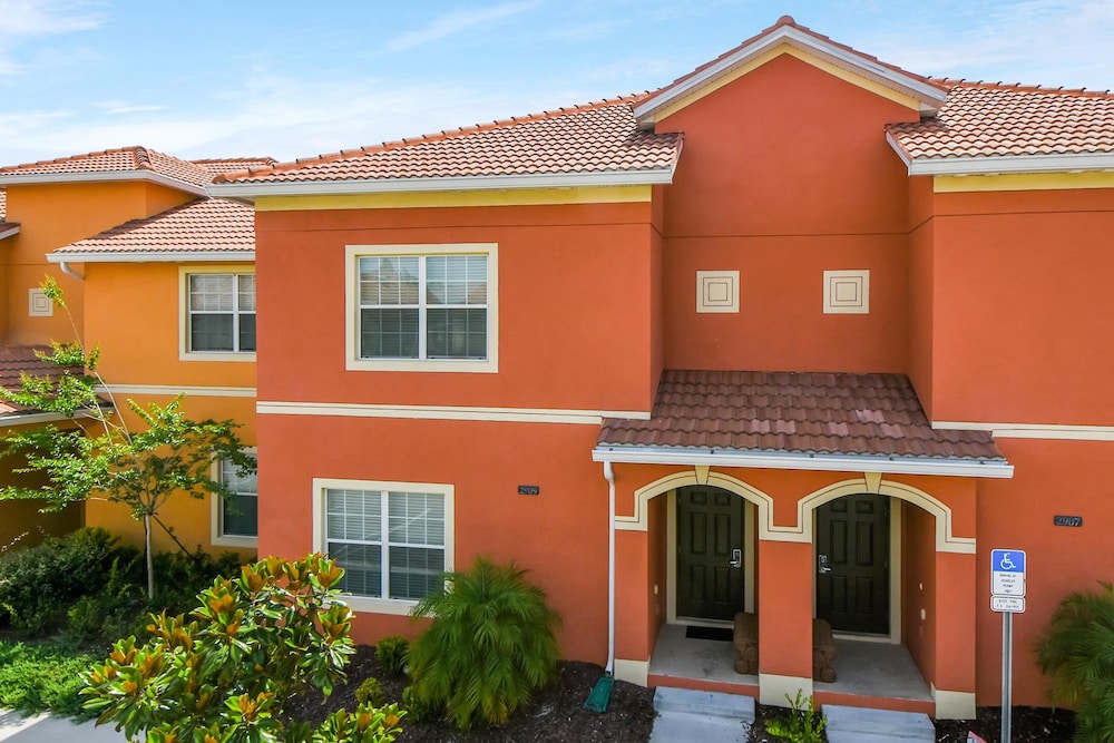 Princess Palms by VillaDirect - Image 1