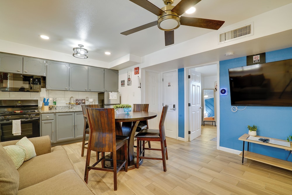 4 Mi to Dtwn El Paso: Pet-friendly Apartment!