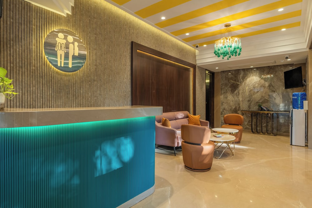 The Hosteller Mumbai, International Airport