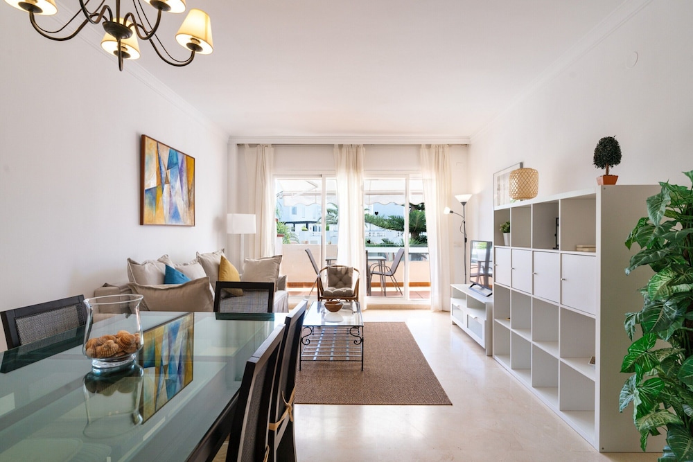 Apartment in Elviria Near Marbella Beach