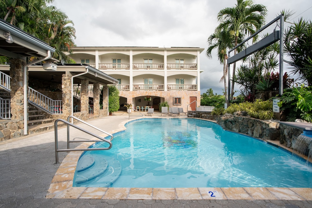 Puerto Rico Vacations - Lazy Parrot Inn - Property Image 1