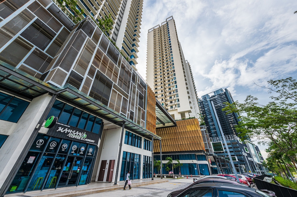 5P Luxury Studio 3min To Setia City Mall photo 1