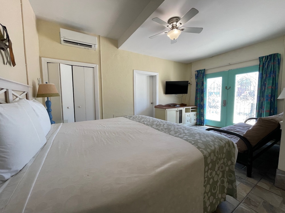 Magic Beach Motel
