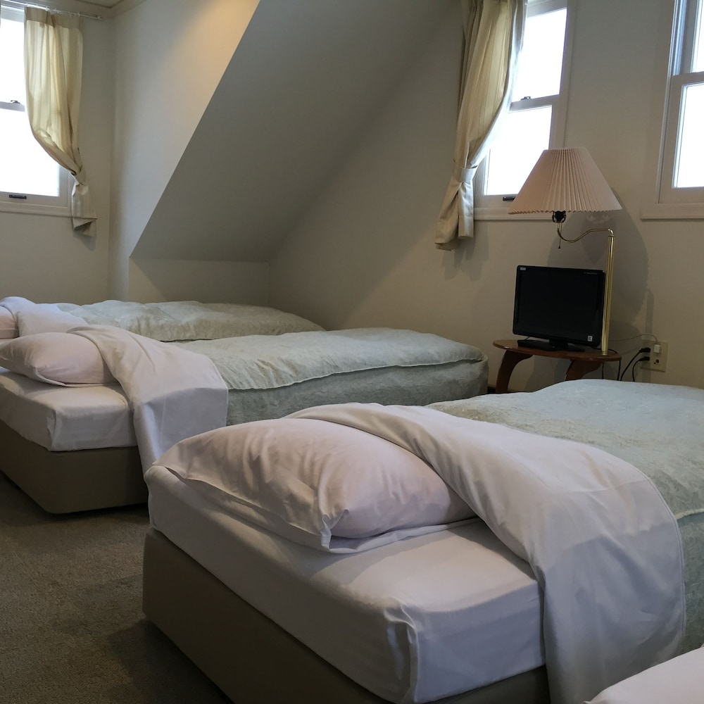 Guest House Bunk