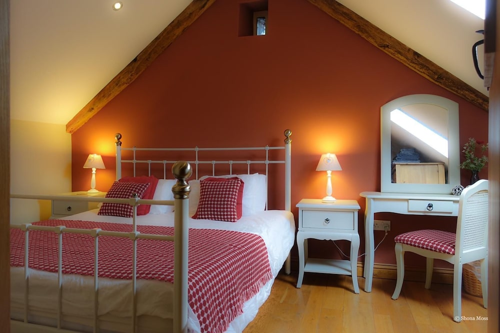 Rhiwddu Barns - Brecon Beacons National Park