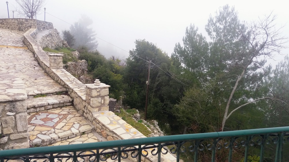 Estate Dafnopanagia