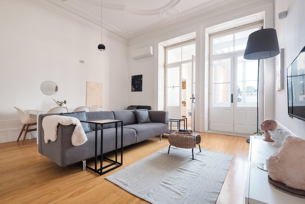 Markes 路 馃 Lovely 1BR Home w/ Sunny Backyard