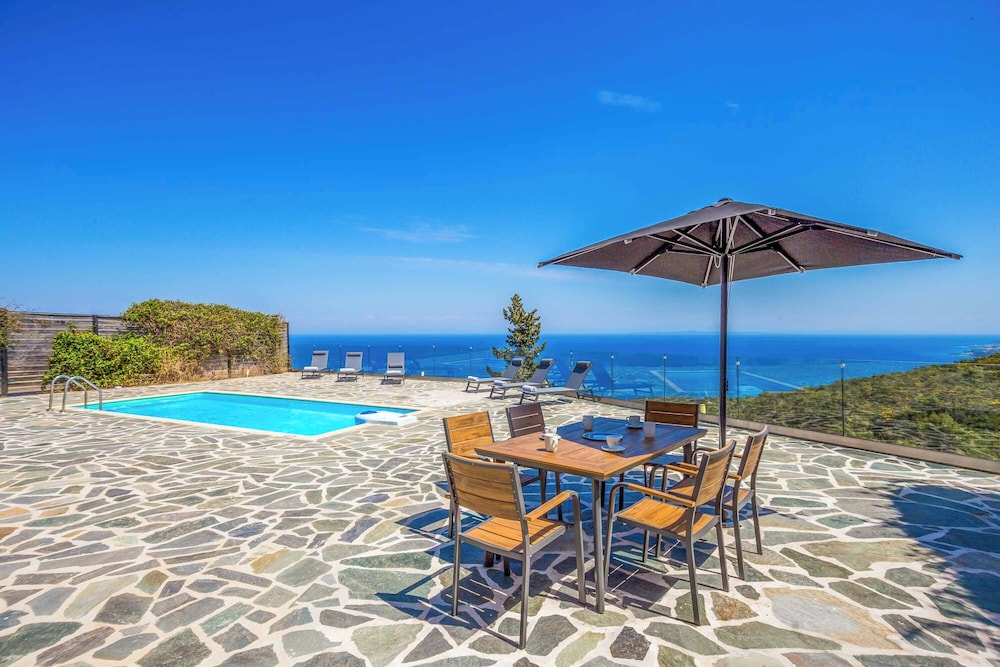 Orient Villa