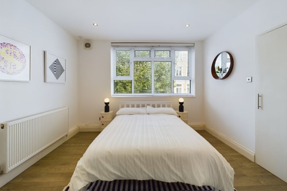 The Earl s Court Hideaway - Warm 3bdr House