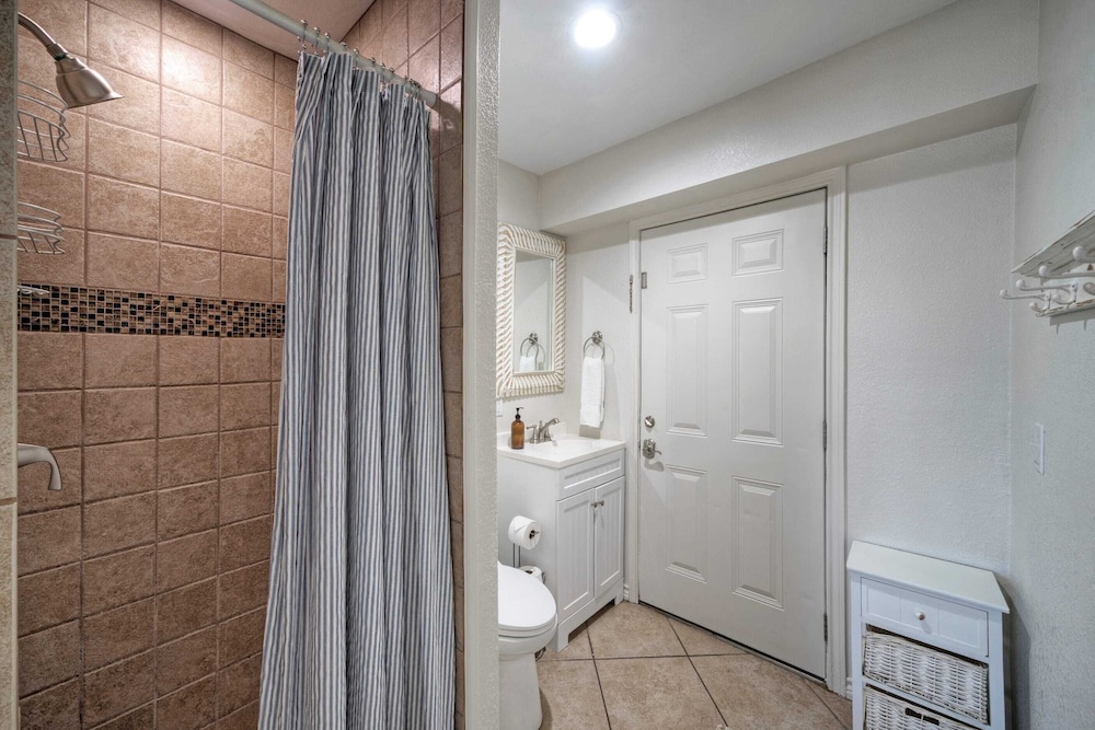 Seaglass Landing Private Pool, Cabana, & Near Port Aransas Beaches