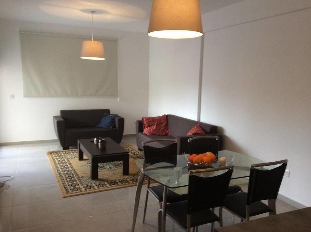 Niro Apartments
