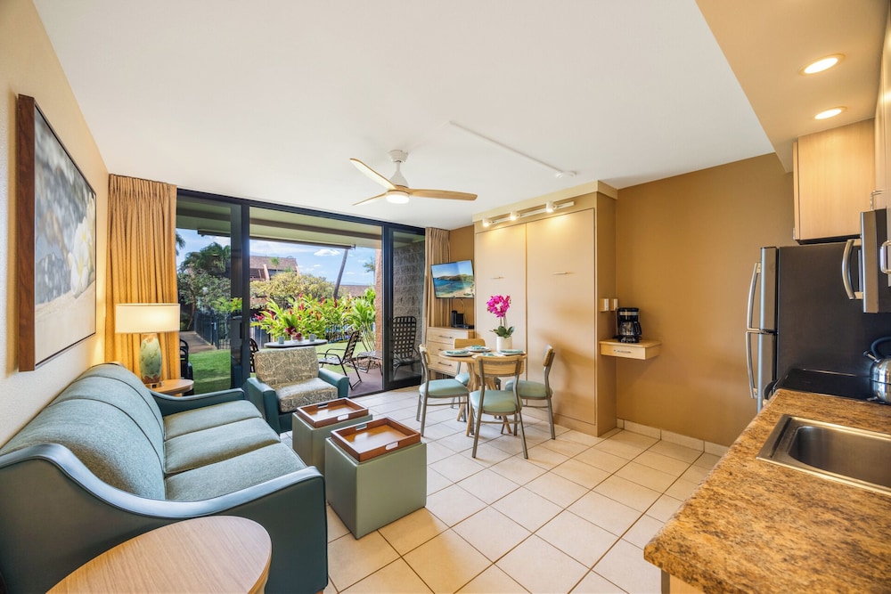 Kuleana Club - 701