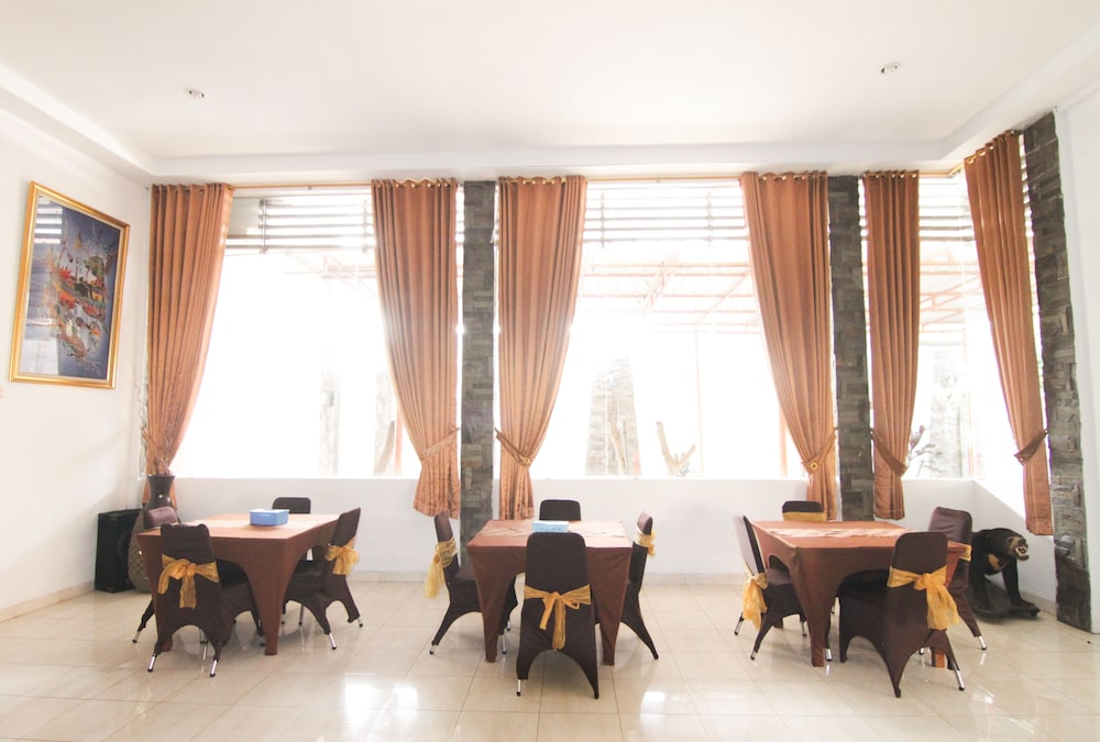 Grand Ciwareng Inn