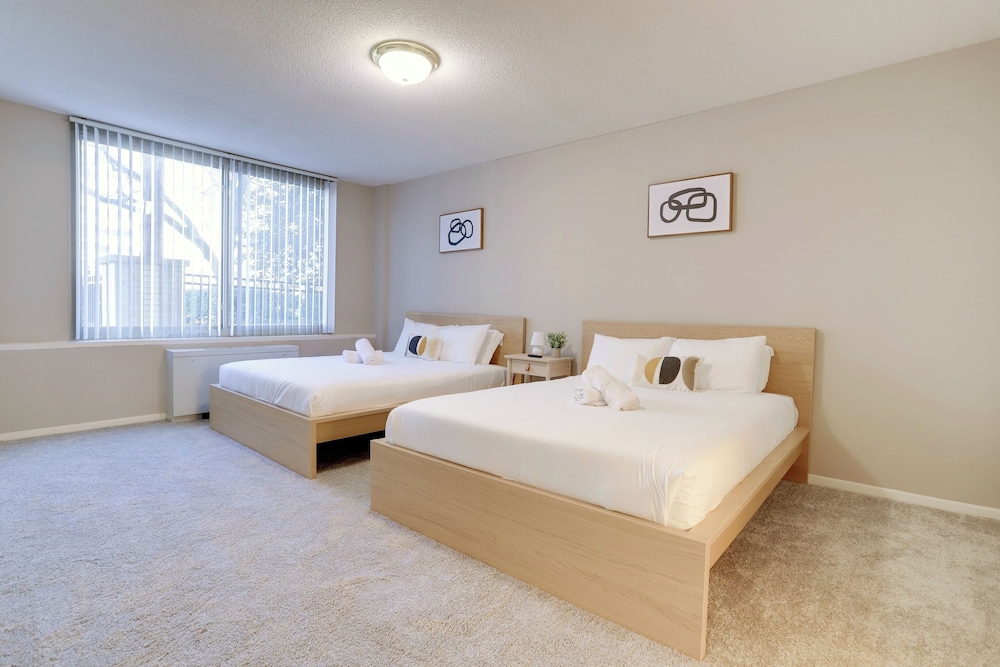 Fantastic 2BR Condo with Gym