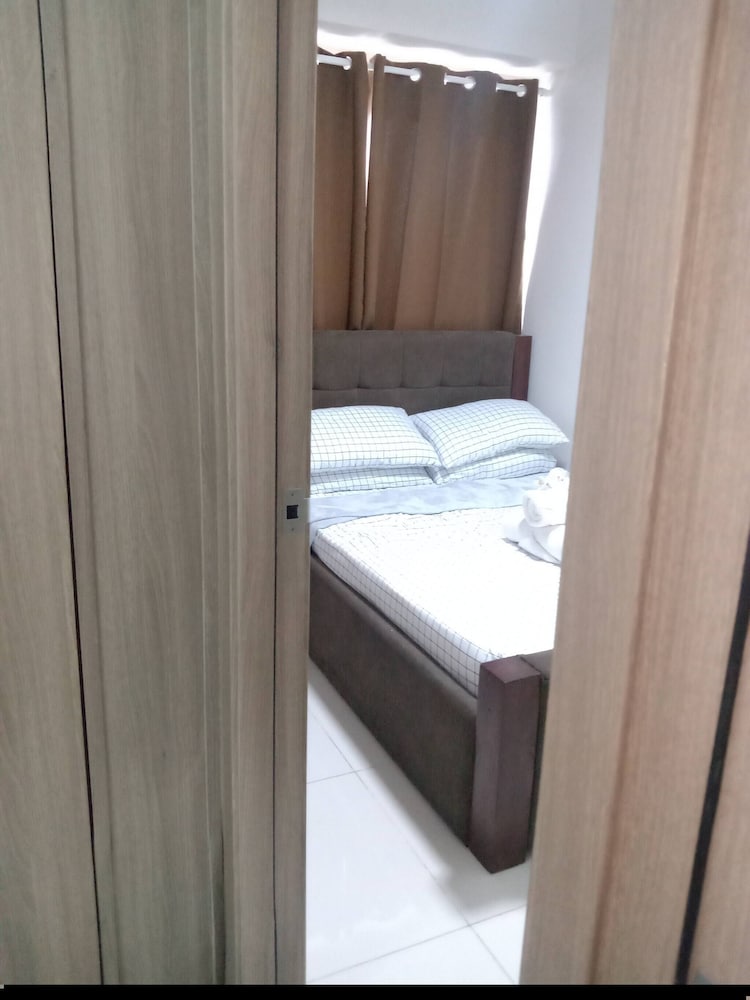 Cozy Luxurious Place Near MOA Picc CCP Free Wi-fi