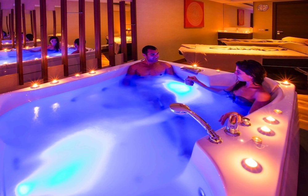 Grand Harilton Hotel - Image 32