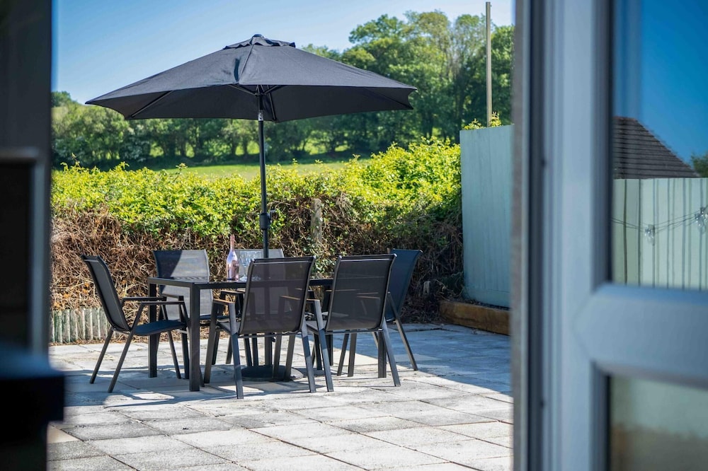 Larkfield - 3 Bedroom Holiday Home - Penally