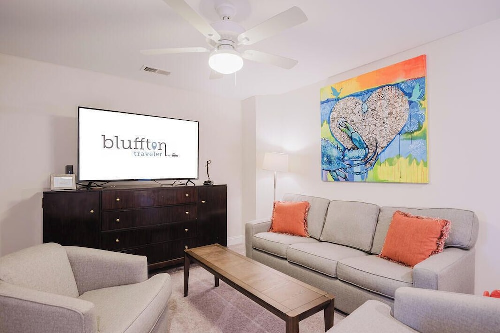 Mary Margaret Cottage - Spacious 4 Bed Coastal Home, Historic Old Town Bluffton