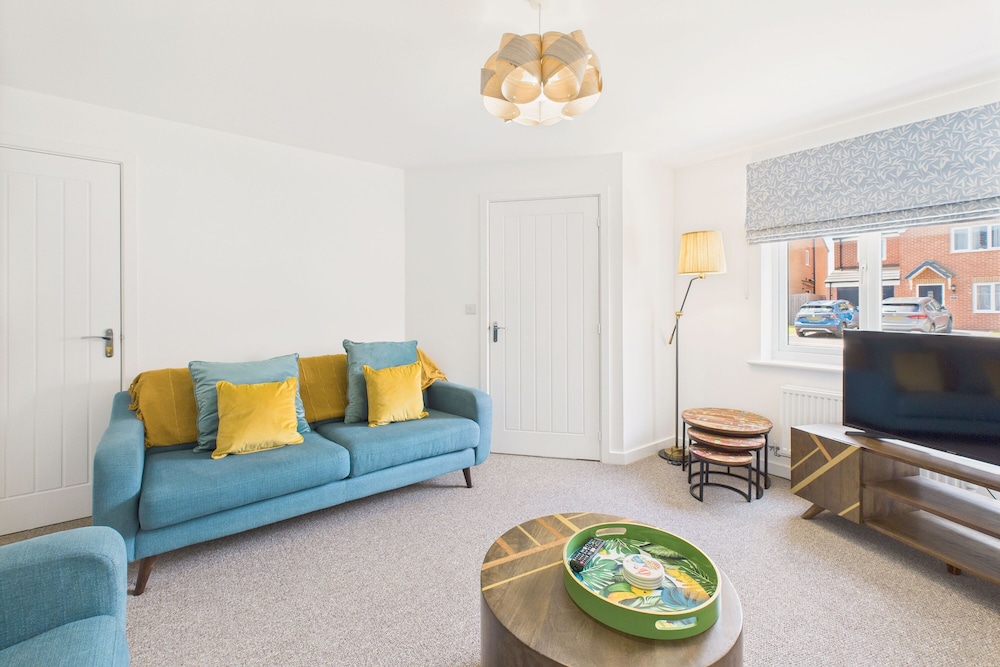 Host Stay Gannett House