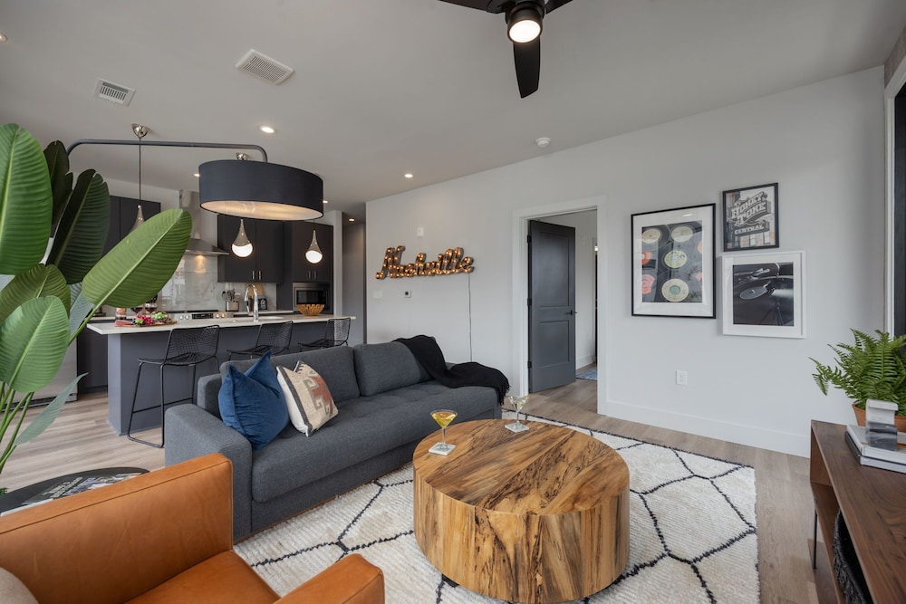 Nashville Hideaway-odyssey-heart of Midtown