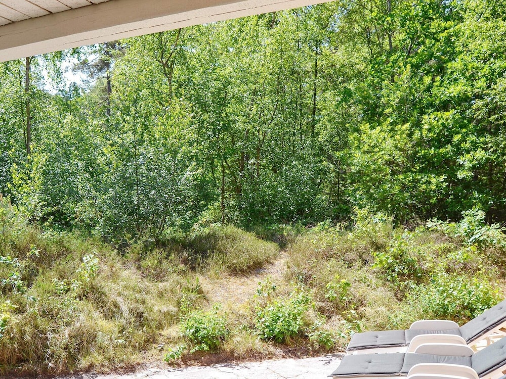 6 Person Holiday Home in Nexo view 5