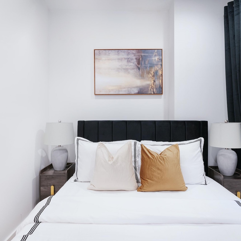 1288-5fs New Renovated 2 Bedrooms in UES