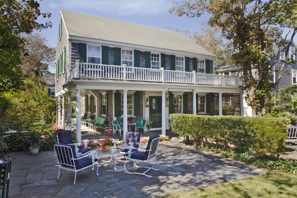 The Barnacle Inn