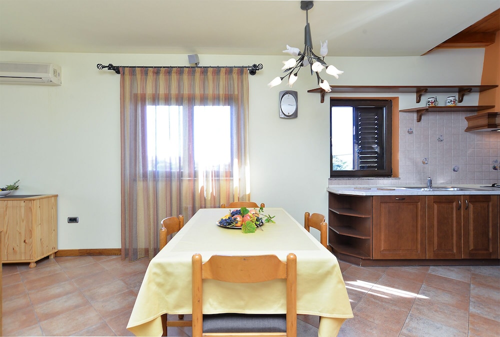 Apartments Pam 379
