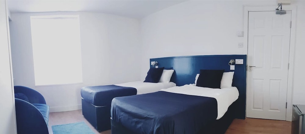 Leicester Vacations - The Bell Gate House - Property Image 35