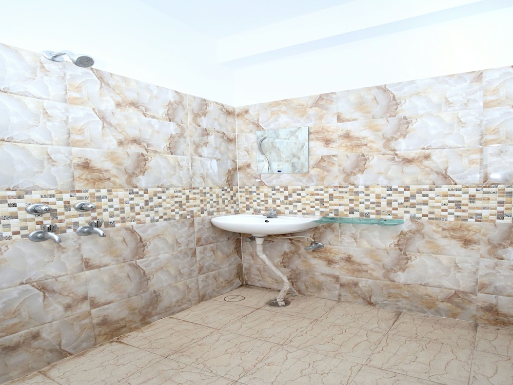 OYO 12223 Home Exotic Hill View Kasauli