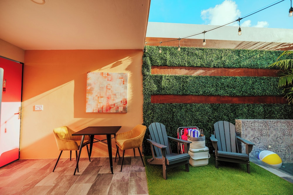 Privada Stays - Private Pools & Colorful-Chic Boutique Hotel