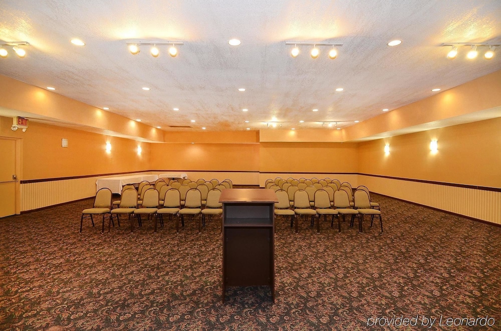 Extend-A-Suites Utep