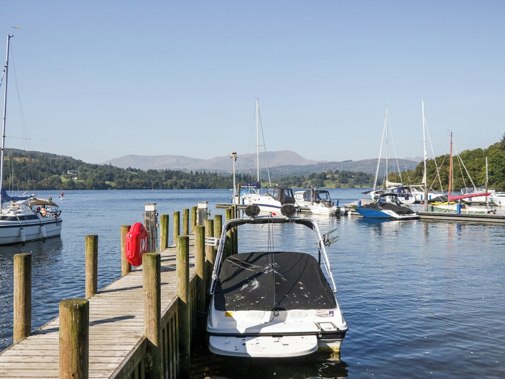Lakeland View