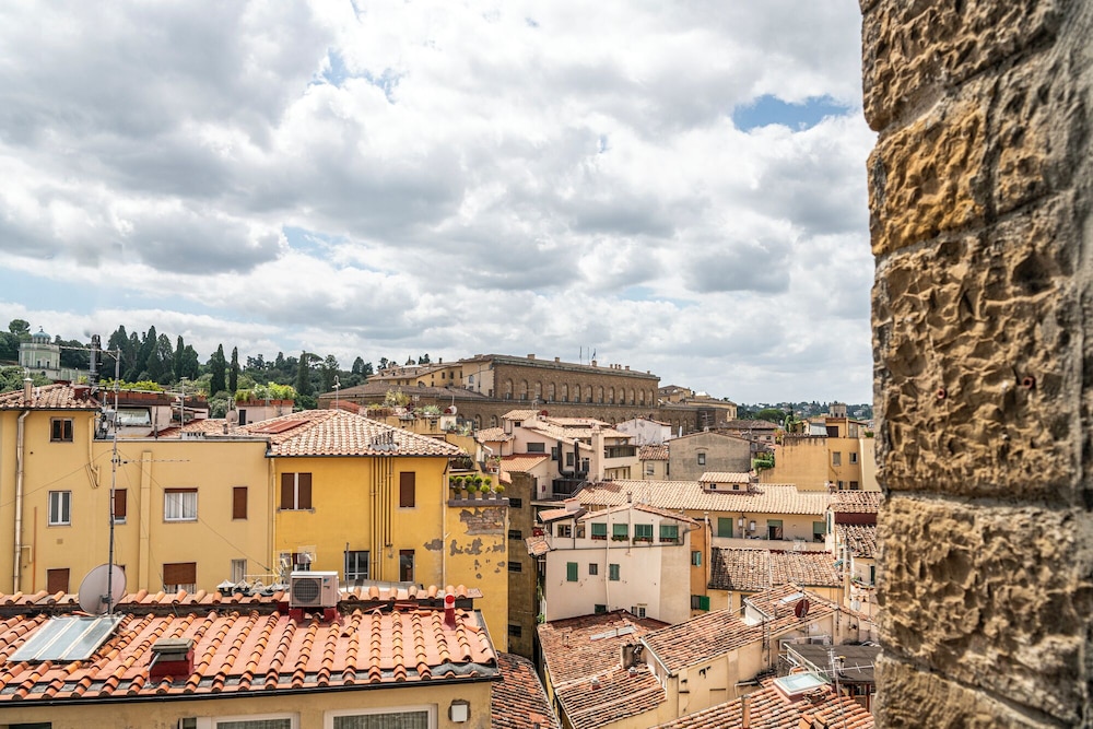 QUINTO -TOP VIEW OF FLORENCE