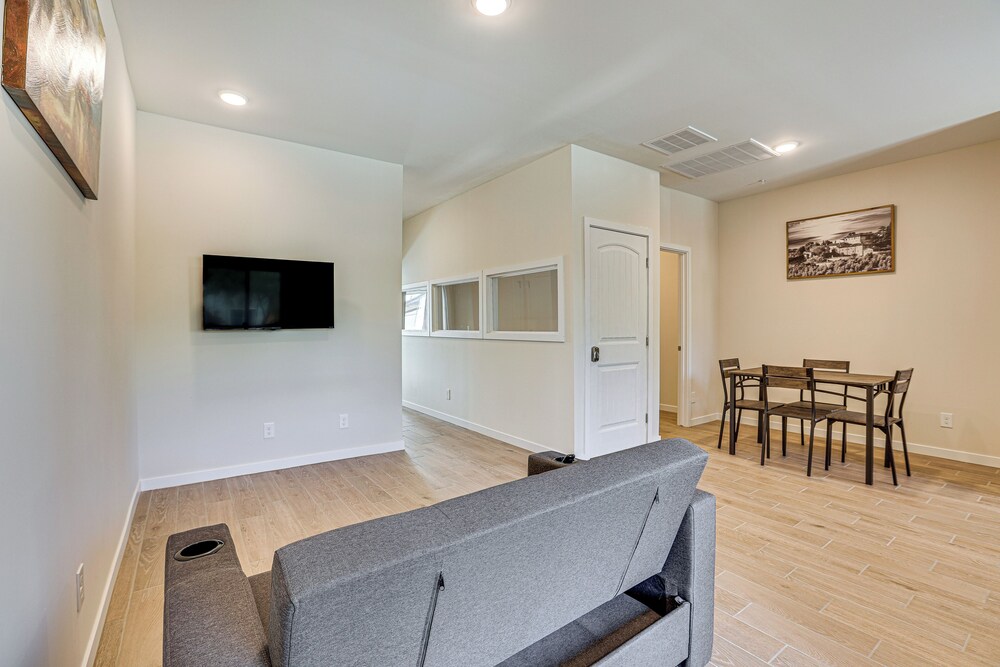 Community Pool & Hiking Trails: Deer Valley Condo