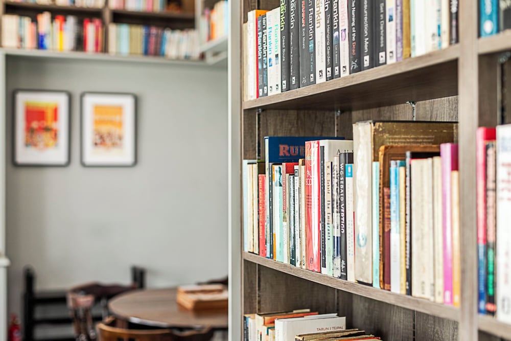 Book Lovers West End Home