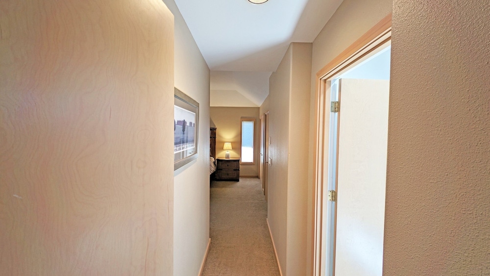 Lone Eagle Landing 2 3 Bedroom Home