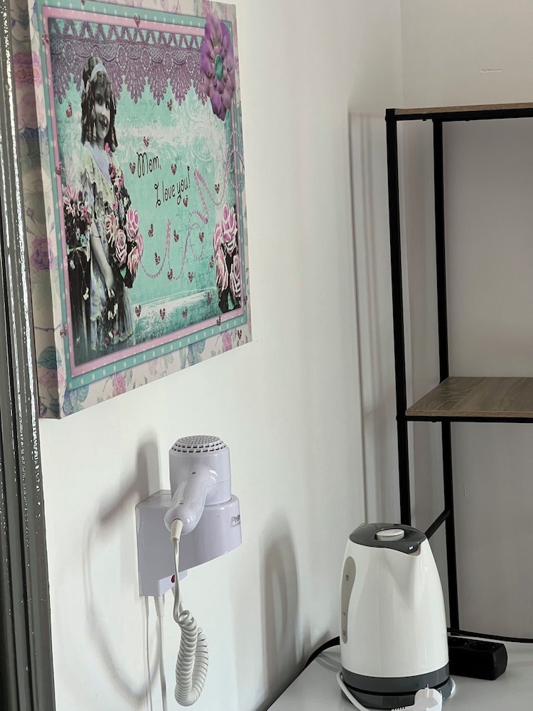 Avra Boutique