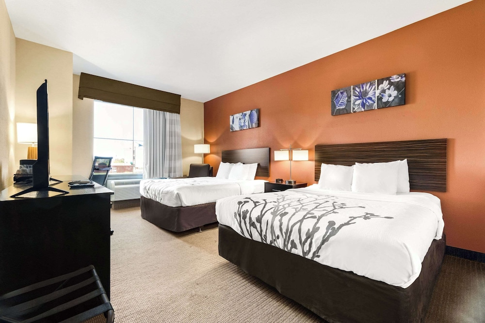 Dyersburg Vacations - Sleep Inn  Suites Dyersburg I-155 - Property Image 44