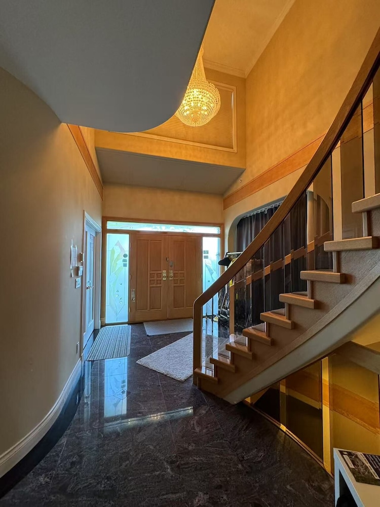 Sunward Coast Westside Homestay