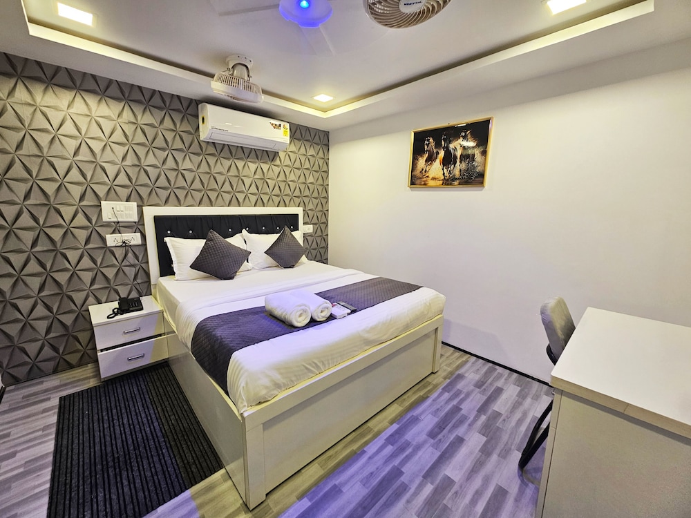 Astha Home Shared Pool Rooms