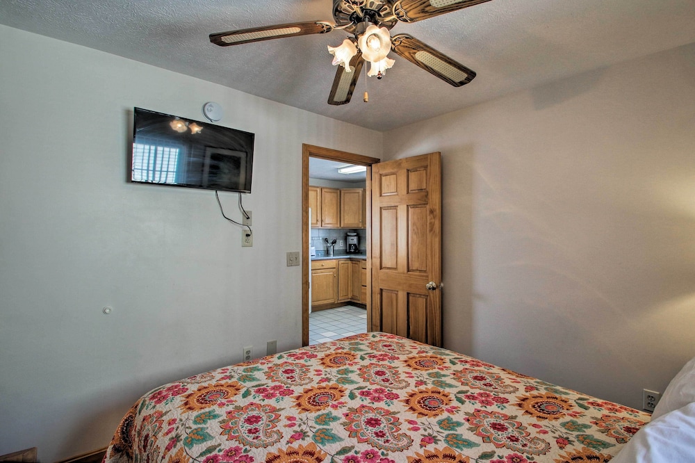 Apt in Old Orchard Beach - Walk to Bay + Pier
