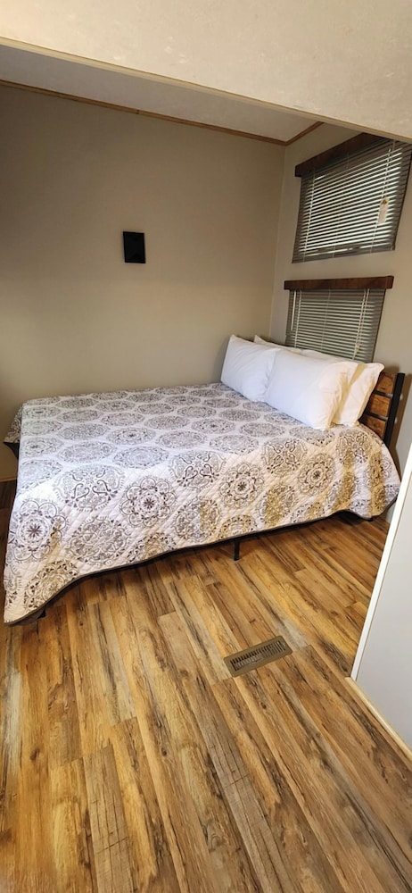 Ballard RV Park and cabin rentals