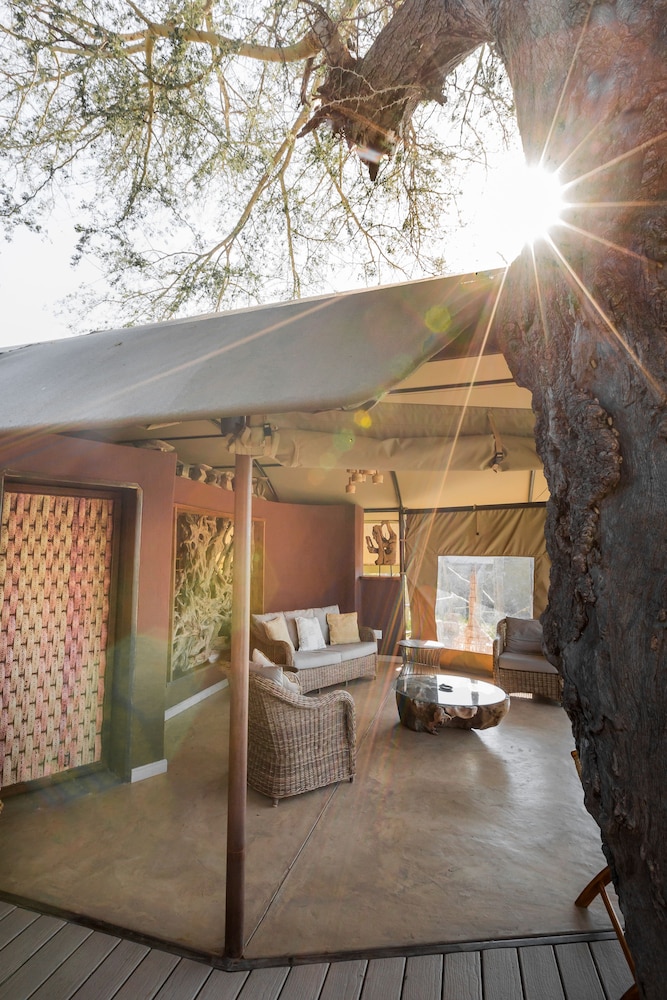 Serondela Lodge