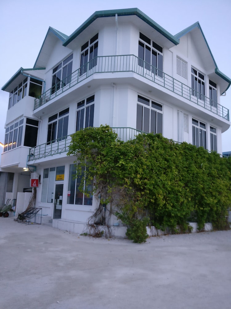 Baivaru Guesthouse Services