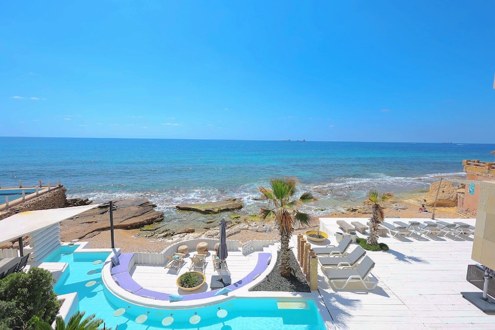 Shatt El Reewa Villa