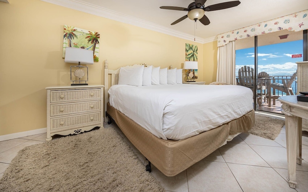 Phoenix East 503 2 Bedroom Condo