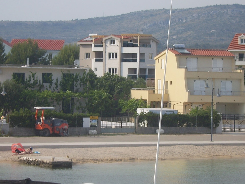Photo 40